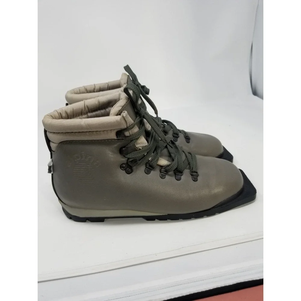 Alpina Boots Blazer Cross Country Nordic Ski Athletic 5107-0 Gray Vibram Sz 42